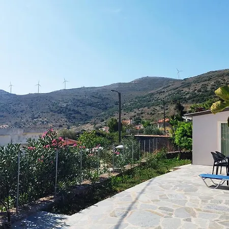 Villa Serene In Authentic Village Argiro